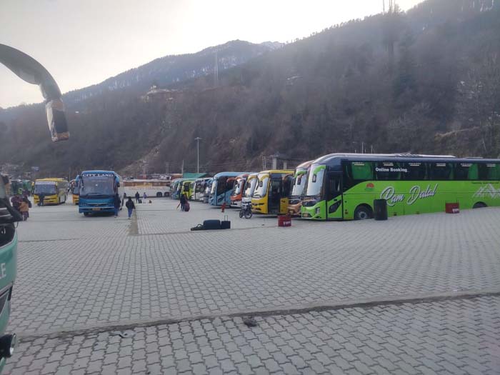 Best buses in Manali