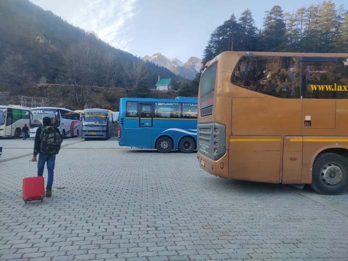 Luxury buses Manali