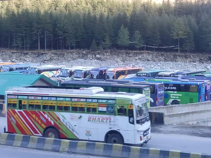 Manali to Chandigarh bus stand