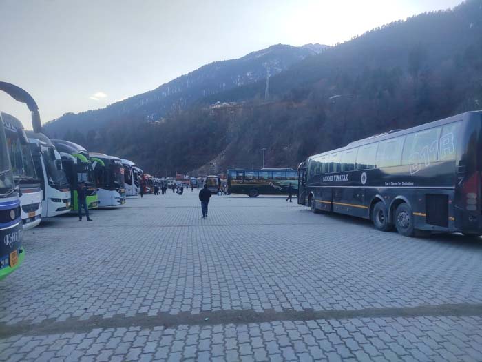 Private bus routes from Manali